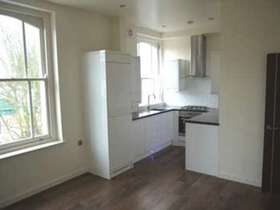 2 bedroom Flat to re...